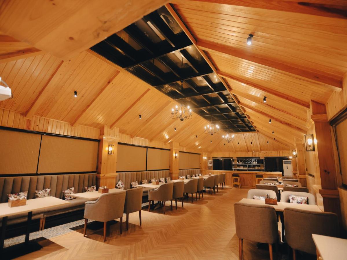 Clarks Inn Express, Dehradun Eksteriør bilde